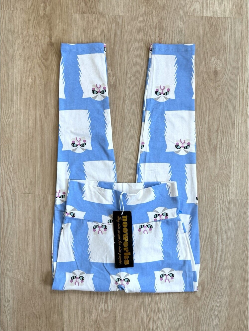 Nooworks NWT Women’s Sz Med Grumpy Cat Dopamine Dressing Slow Fashion